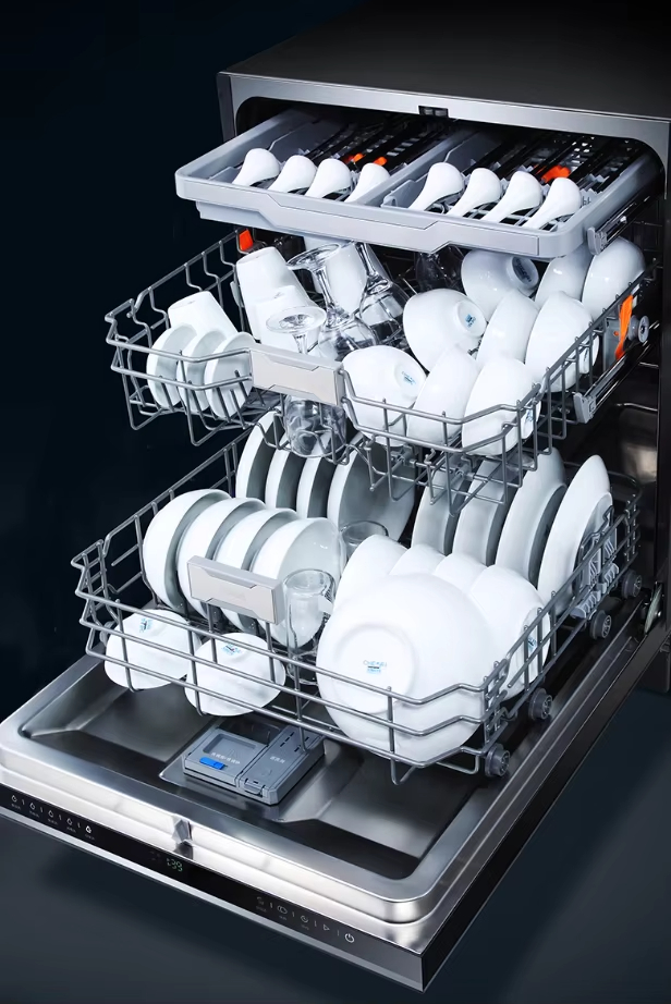 845mm Kitchen Appliance 14sets 15Sets Freestanding Dishwasher With Touch Control